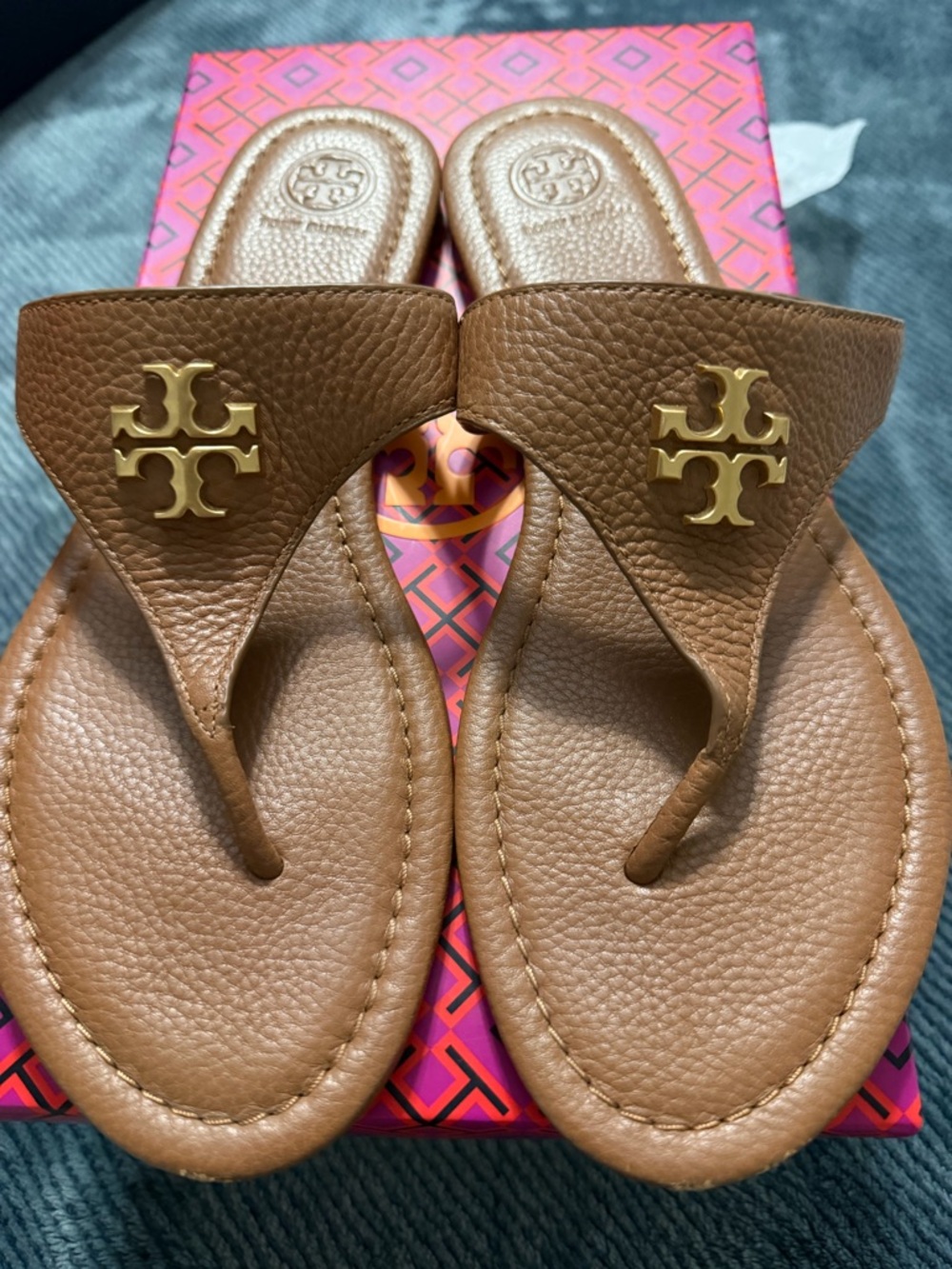 Tory Burch Everly Flat Thong Sandals in Royal Tan